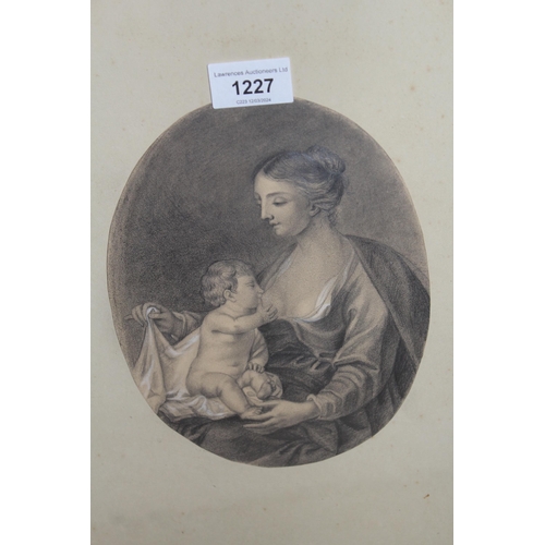 1227 - Antique pencil drawing highlighted with white, portrait of the Madonna and child, 21 x 16cm, oval