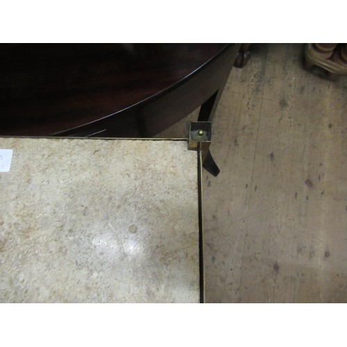 1472 - Pair of brass and marble lamp tables (at fault)