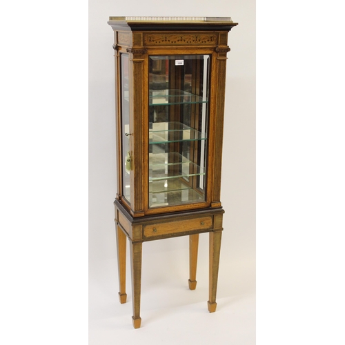 1208 - Small fine quality 19th Century satinwood display cabinet, the brass galleried top above an inlaid f... 