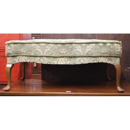 1218 - Reproduction upholstered rectangular stool, the button seat on beechwood cabriole supports, 95cm wid... 