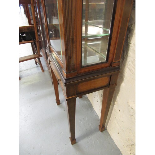 1208 - Small fine quality 19th Century satinwood display cabinet, the brass galleried top above an inlaid f... 