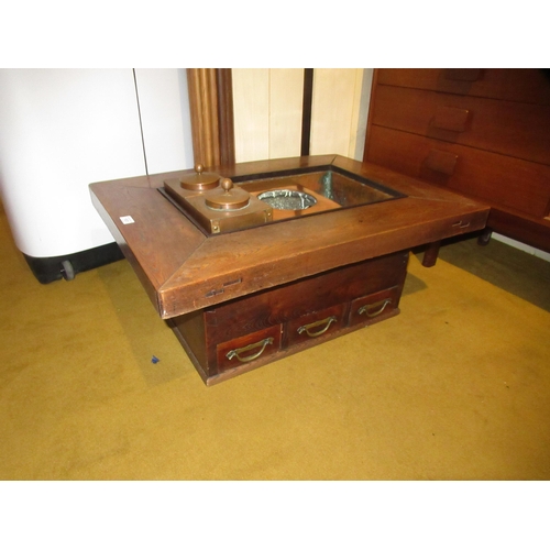 1531 - 19th / 20th Century Japanese Tansu design Hibachi with copper lining