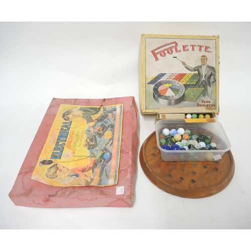 168 - Boxed set of Vitro Agate Company marbles, further quantity of loose marbles, a games board, boxed Po... 