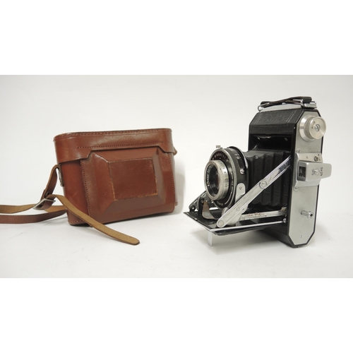 241 - Rhein Metall Weltax medium format folding bellows camera (film tested)