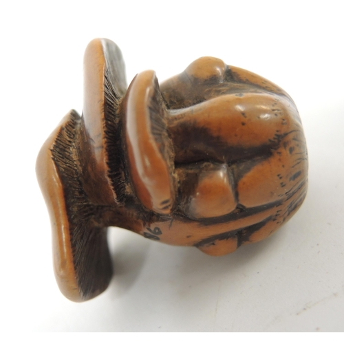 266 - Antique Japanese boxwood netsuke in the form of toadstools, with character mark signature to base, 3... 