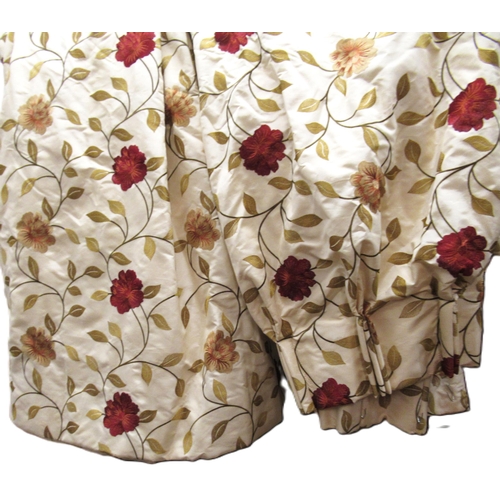 32 - Pair of good quality floral embroidered curtains on a cream ground with linings and pleats, 6ft wide... 