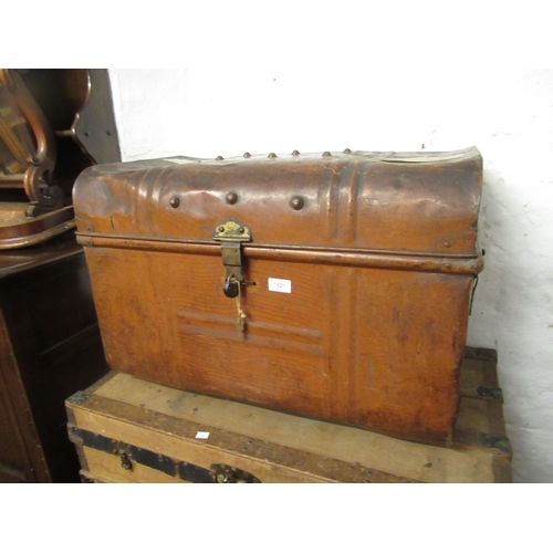 1821 - 19th Century faux wood painted dome top tin trunk with brass lock (at fault), 72cm wide x 46cm deep ... 