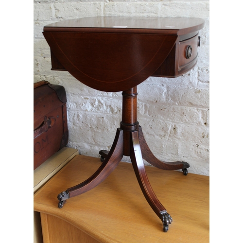 1511 - Reproduction mahogany and leather inset circular coffee table on quadruped base, 92cm diameter, toge... 