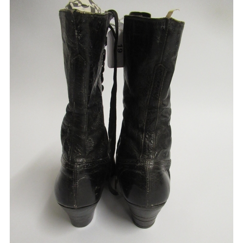 19 - Pair of Victorian black leather boots