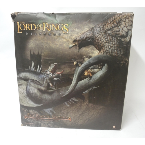 192 - Sideshow Weta Lord of the Rings figure ' Fell Beast vs Gwaihir ', boxed