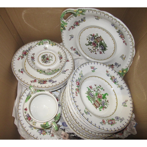 577 - Copeland Spode Peplow pattern part dinner service, including tureen and cover, crescent shaped dishe... 