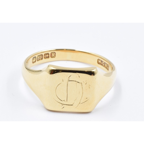 756 - 18ct Gold signet ring, size S, 6.5g