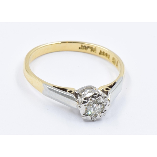 757 - 18ct Gold and platinum diamond solitaire ring, size O, 2.6g