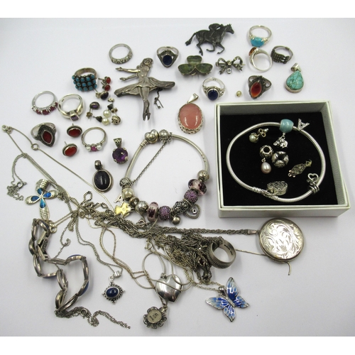 782 - Quantity of sundry silver jewellery