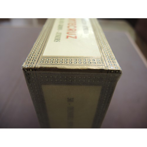 347 - Sealed box of Dunhill Montecruz Junior cigars