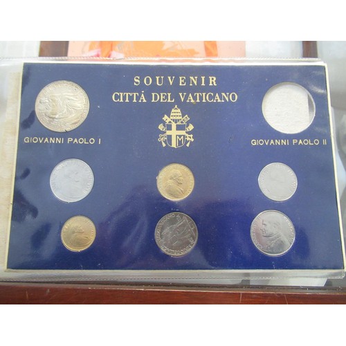 728 - Box containing a collection of various American silver coins in cases, together with other various p... 