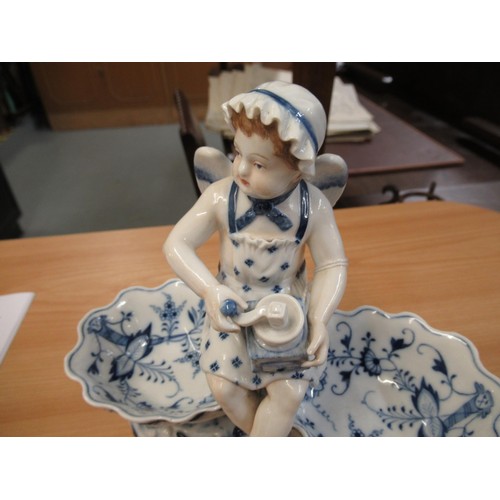 453 - Pair of Meissen blue and white Onion pattern figural table salts, 16cm high together with a pair of ... 