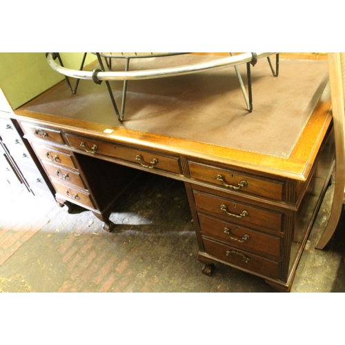 1877 - Early 20th Century mahogany twin pedestal desk, with leather inset top above an arrangement of nine ... 