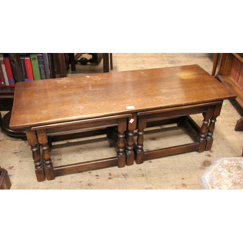 1907 - Nest of three good quality reproduction oak rectangular occasional tables