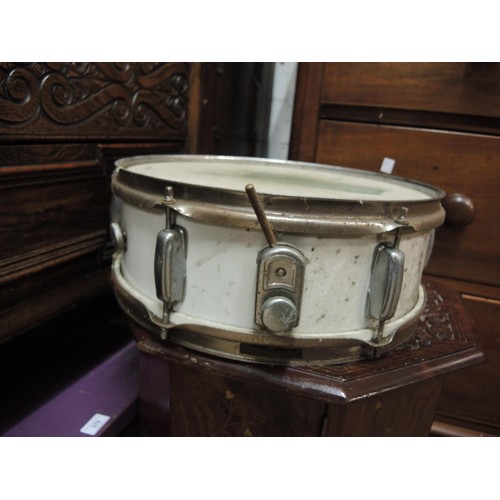 134 - Part drum set (for restoration)