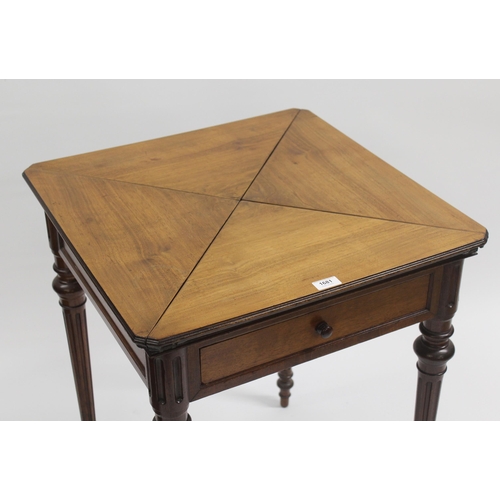 1681 - Early 20th Century mahogany envelope card table on turned tapering supports