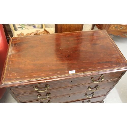 1683 - George III mahogany chequer and line inlaid dwarf chest, the moulded top above a brushing slide and ... 