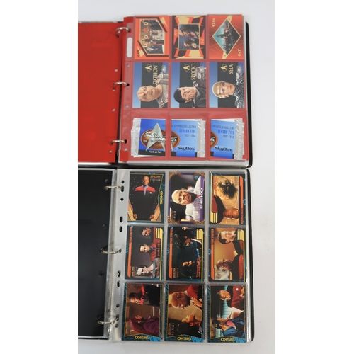 285 - Five albums containing various Star Trek trading card sets by Skybox, including some autograph cards