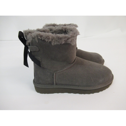 47 - Pair of ladies Ugg plush suede boots, UK size 4