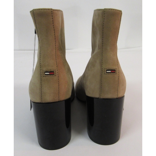 48A - Tommy Hilfiger, pair of ladies ankle boots, size 6.5