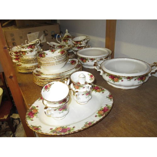 601 - Large quantity of Royal Albert Old Country Roses pattern dinner and teaware (some seconds)