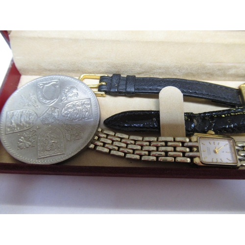 695 - Ladies mid 20th Century 9ct gold cased wristwatch, Raymond Weil wristwatch in original box and anoth... 