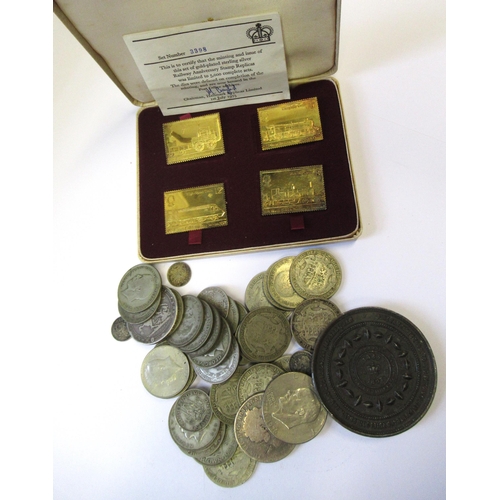 727 - Quantity of miscellaneous coins, together with a boxed set of silver gilt replica stamps, 3.4oz t