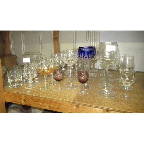 443C - Quantity of modern drinking glasses by Dartington