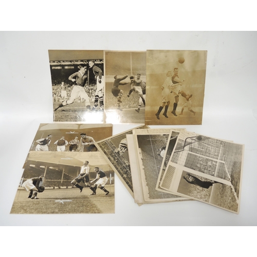 127 - Folio containing eight early 20th Century football press release photographs including Arsenal, Ever... 