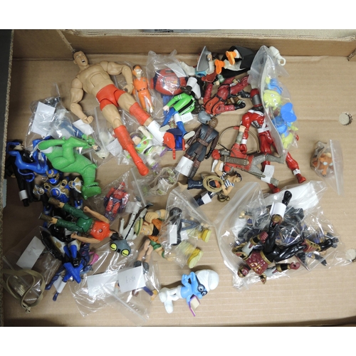 143 - Quantity of various 20th Century children's toy figures including Star Wars, Smurfs and many other a... 