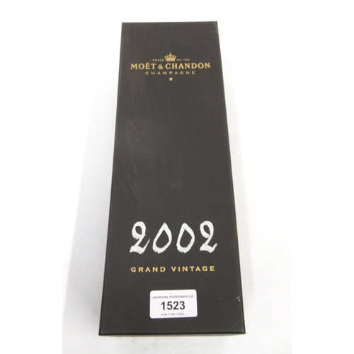 1523 - One bottle Moet & Chandon 2002 Champagne in a presentation box, together with one magnum of Meiter C... 