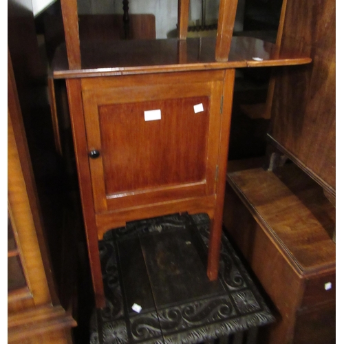 1736 - George III oak hanging corner cabinet, together with a mahogany drop-leaf bedside table with single ... 