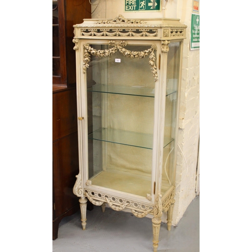 1863 - Early to mid 20th Century Continental grey painted display cabinet with a single door mounted with c... 