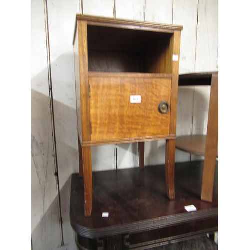 1875 - Pair of reproduction mahogany bedside cabinets on splay supports