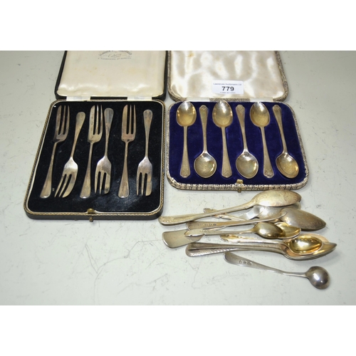 779 - Cased set of six silver golf motif coffee spoons, cased set of six silver cake forks and a small qua... 