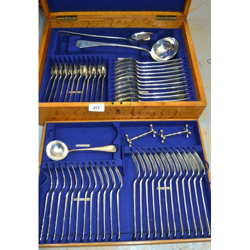 817 - Good quality 20th Century London silver Old English pattern part canteen of cutlery, 125oz t (lackin... 