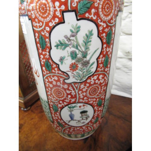 517 - Good Chinese famille verte vase with a narrow neck and baluster body painted with panels of dogs of ... 