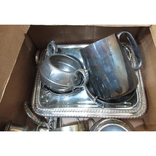 784 - Box containing a quantity of various silver plated items incuding an epergne etc.