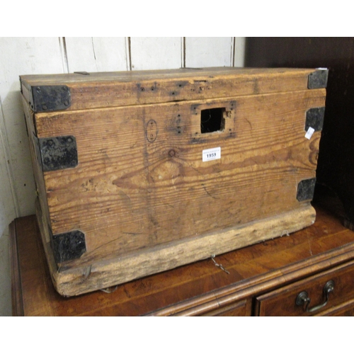 1959 - Small 19th Century stripped pine trunk with hinged cover