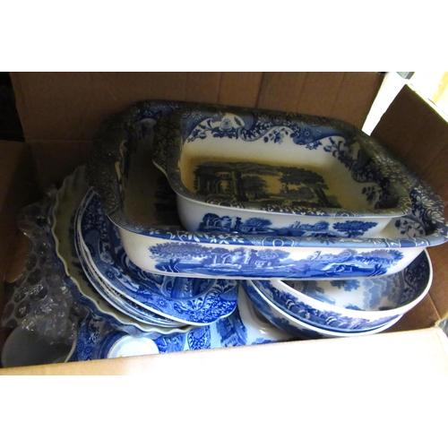 600 - Large quantity of Copeland Spode blue and white transfer printed Italian pattern tableware