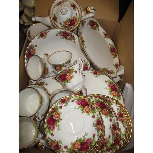 631 - Royal Albert Old Country Roses pattern fifty two piece part dinner and tea service