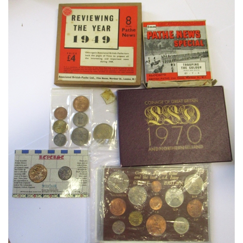 907A - Box containing a quantity of 20th Century coins, together with a 1914 World War I Christmas tin