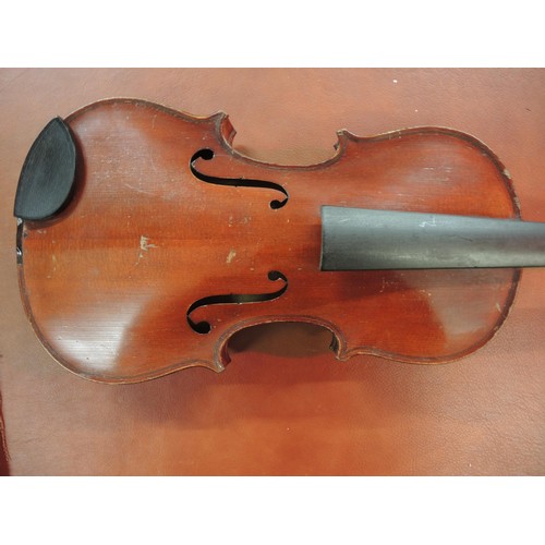 199 - Violin with two piece 14