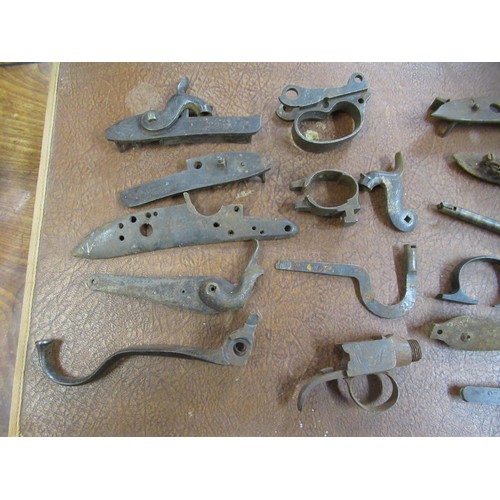 267 - Large quantity of antique and later flintlock and percussion, pistol and rifle spares, including sto... 