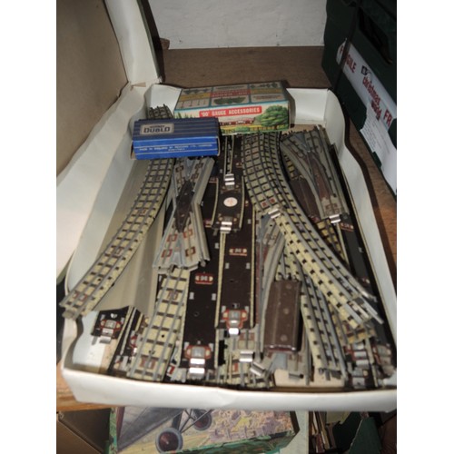 132 - Hornby Dublo, quantity of railway engines, carriages and accessories